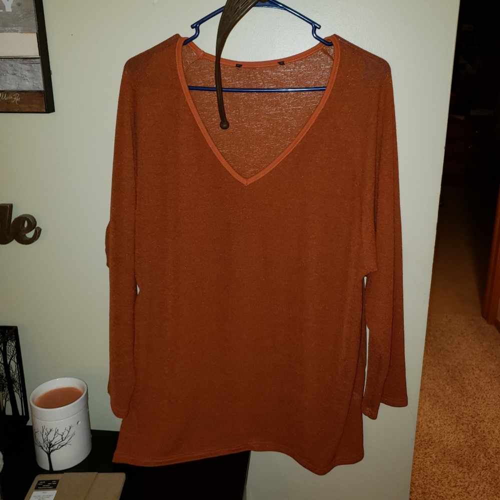 Women's L Rust Color Super Light Sweater